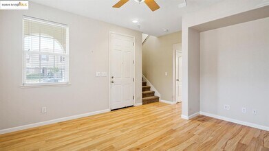 17187 Atlantic Oak Ln in Lathrop, CA - Building Photo - Building Photo