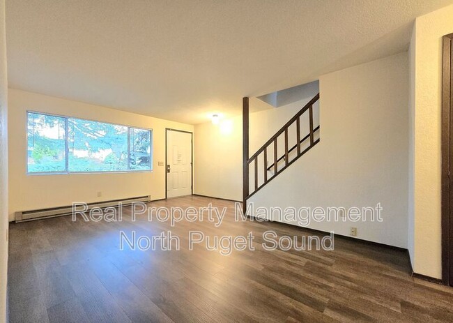 1322 Maple St in Everett, WA - Building Photo - Building Photo