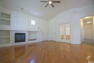 1167 Tule Dr in Reno, NV - Building Photo - Building Photo