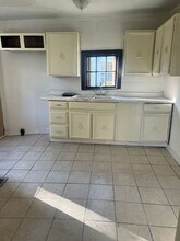 263 Elmwood Ave in Newark, OH - Foto de edificio - Building Photo