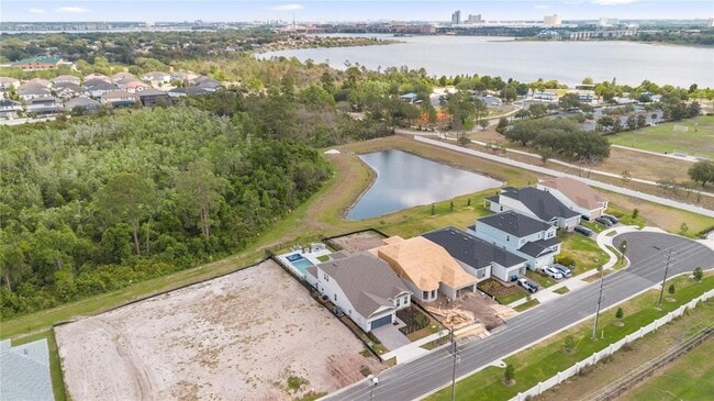 8105 Fenton St in Orlando, FL - Building Photo - Building Photo