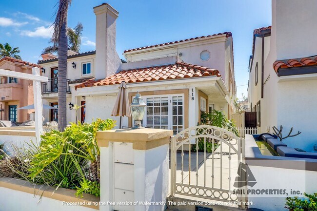 118 18th St in Huntington Beach, CA - Building Photo - Building Photo