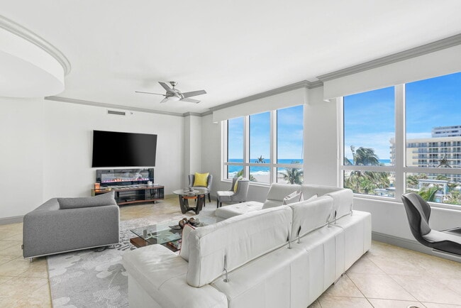 3800 N Ocean Dr in Riviera Beach, FL - Building Photo - Building Photo