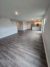 5653 Brookview Ave in Des Moines, IA - Building Photo - Building Photo
