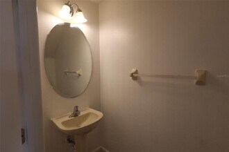 16464 Cedar Crest Dr in Orlando, FL - Building Photo - Building Photo