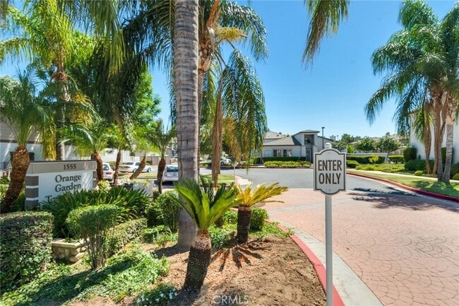 property at 1555 Orange Ave