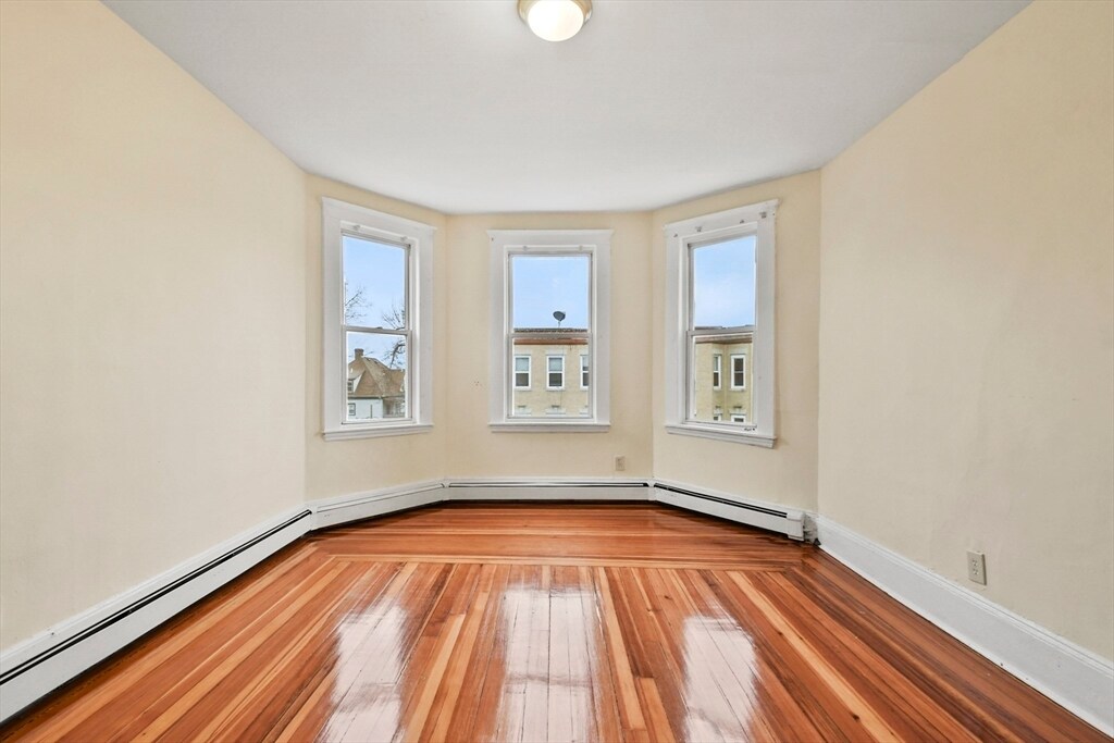 103 Brunswick St in Boston, MA - Building Photo