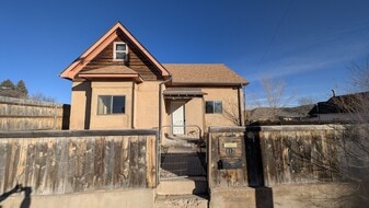812 San Pedro Ave in Trinidad, CO - Building Photo