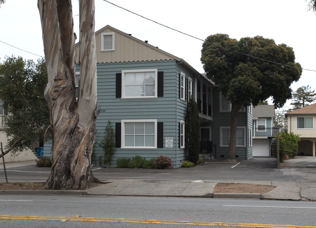 1336 El Camino Real in Burlingame, CA - Foto de edificio - Building Photo