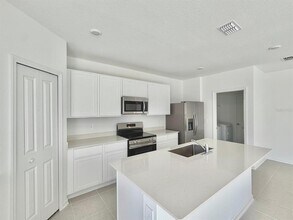 3658 Hardman Dr in Lake Wales, FL - Building Photo - Building Photo