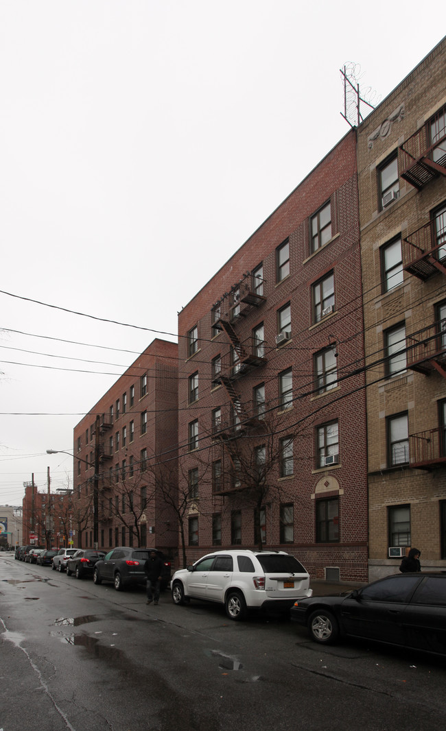 754 Coster St in Bronx, NY - Foto de edificio - Building Photo