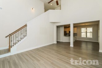 404 Ireland Ln in Dallas, GA - Foto de edificio - Building Photo