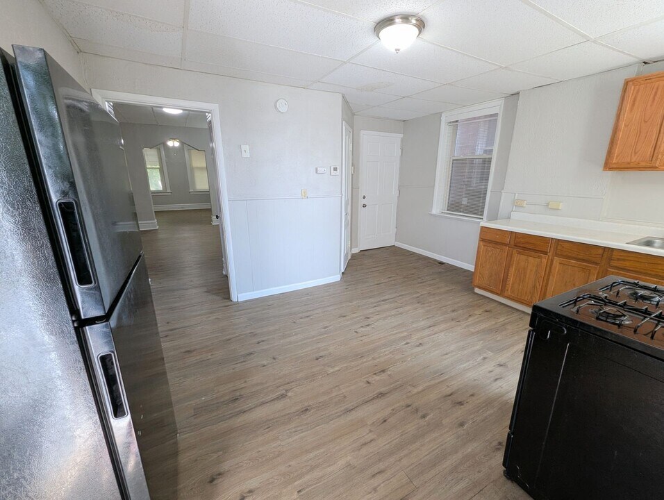 4747 Michigan Ave in St. Louis, MO - Building Photo