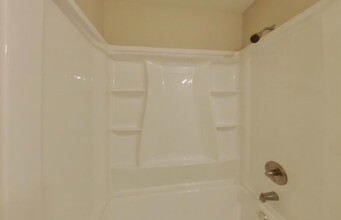 835 San Jacinto Dr in Grand Prairie, TX - Building Photo - Building Photo