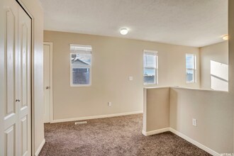 273 Interlochen Ln in Stansbury Park, UT - Building Photo - Building Photo