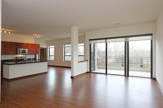 Encore Living at Mequon Town Center in Mequon, WI - Foto de edificio - Interior Photo