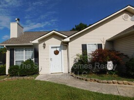 1691 Usry Blvd in Athens, TN - Building Photo