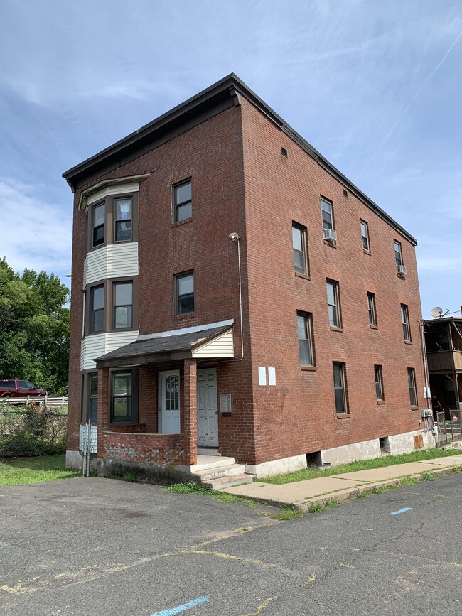 4 Flower St, Unit 6 Flower St, Unit 6 Flower St