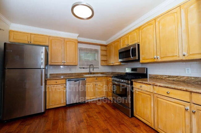property at 4982 Baltimore Dr
