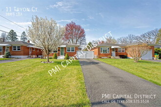 11 Tryon Ct in Albany, NY - Building Photo - Building Photo