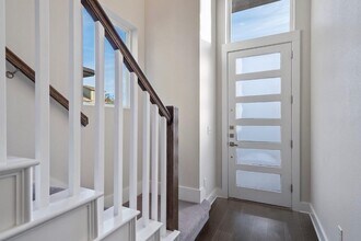 1004 Banyon St in Austin, TX - Building Photo - Building Photo