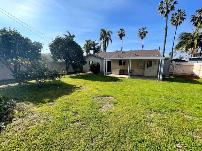 1722 Alvarado St in Oceanside, CA - Building Photo - Building Photo