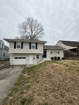 1827 E 75th Terrace in Kansas City, MO - Building Photo