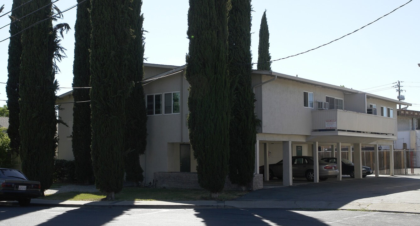 1540 Lacey Ct in Concord, CA - Building Photo