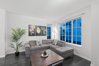 30989 Westridge Pl in Abbotsford, BC - Building Photo - Building Photo