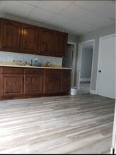 184 East Ave in Lewiston, ME - Building Photo - Building Photo