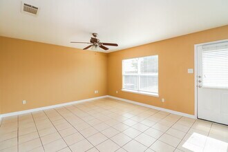 10009 Quail Glen Dr in Fort Worth, TX - Building Photo - Building Photo