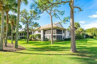 16939 Isle of Palms Dr in Delray Beach, FL - Foto de edificio - Building Photo