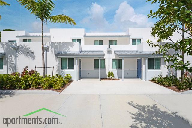 Northwest Gardens III - No Vacancy in Fort Lauderdale, FL - Foto de edificio - Building Photo
