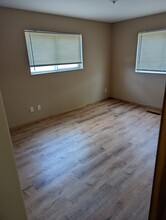 615 Center Point Ct NW, Unit 4 in Bemidji, MN - Foto de edificio - Building Photo