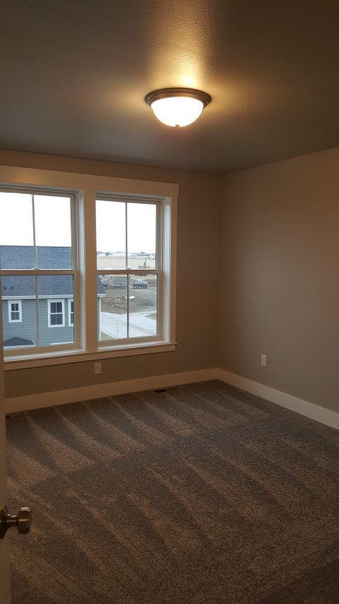 1731 Walter Creek Blvd in Billings, MT - Foto de edificio - Building Photo