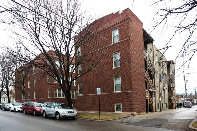 West Ridge in Chicago, IL - Foto de edificio - Building Photo