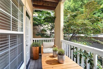 3206 Westchester Ridge NE in Atlanta, GA - Building Photo - Building Photo