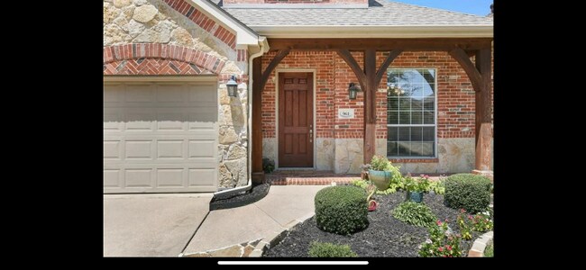 961 Noble Ave in Argyle, TX - Foto de edificio - Building Photo