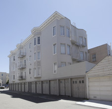 3225 Laguna St in San Francisco, CA - Building Photo - Building Photo