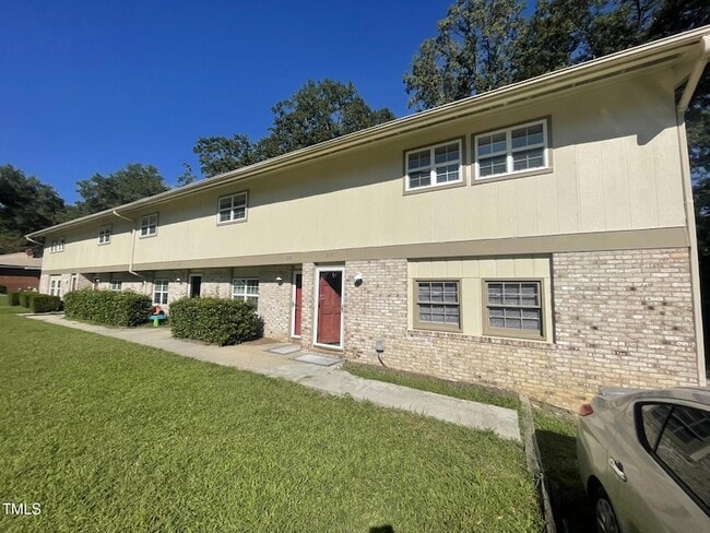 237 S Pine St in Wendell, NC - Building Photo - Building Photo