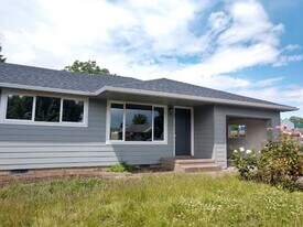 145-195 Churchdale Ave N in Keizer, OR - Building Photo