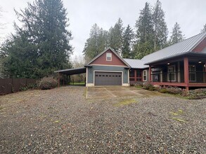 20910 Edwards Rd E in Lake Tapps, WA - Building Photo - Building Photo