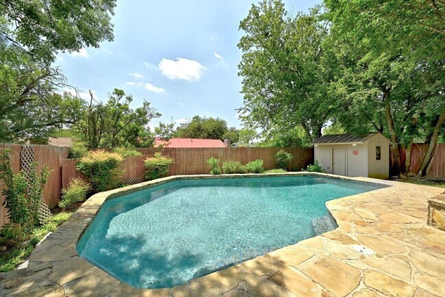 property at 6903 Moonmont Dr