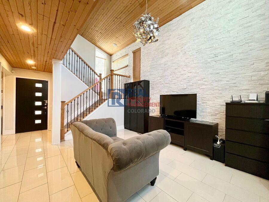 1529 Sable Blvd in Aurora, CO - Building Photo