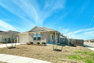 111 Mountain Maple St in Hutto, TX - Building Photo