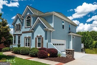 225 Heritage Lake Dr in Fayetteville, GA - Building Photo - Building Photo