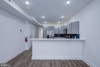 2006 N Front St-Unit -2 in Philadelphia, PA - Building Photo - Building Photo