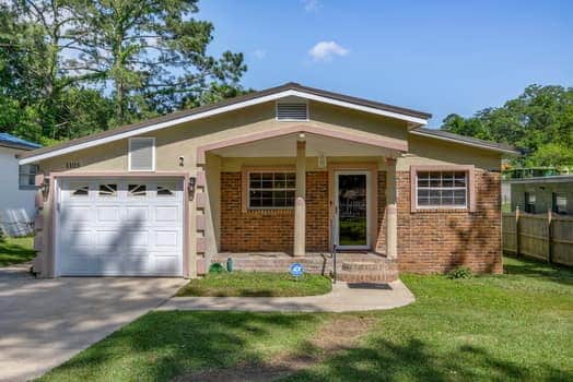 property at 1103 Calloway St