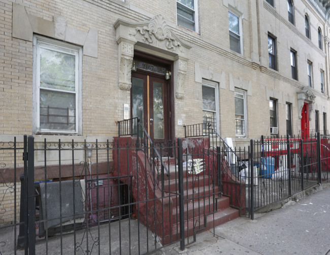 2167 Bedford Ave in Brooklyn, NY - Building Photo - Building Photo