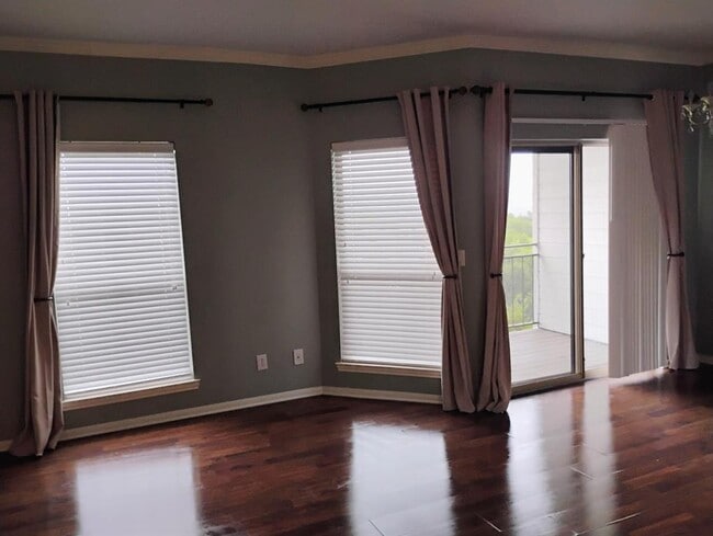 property at 6000 Shepherd Mountain Cove